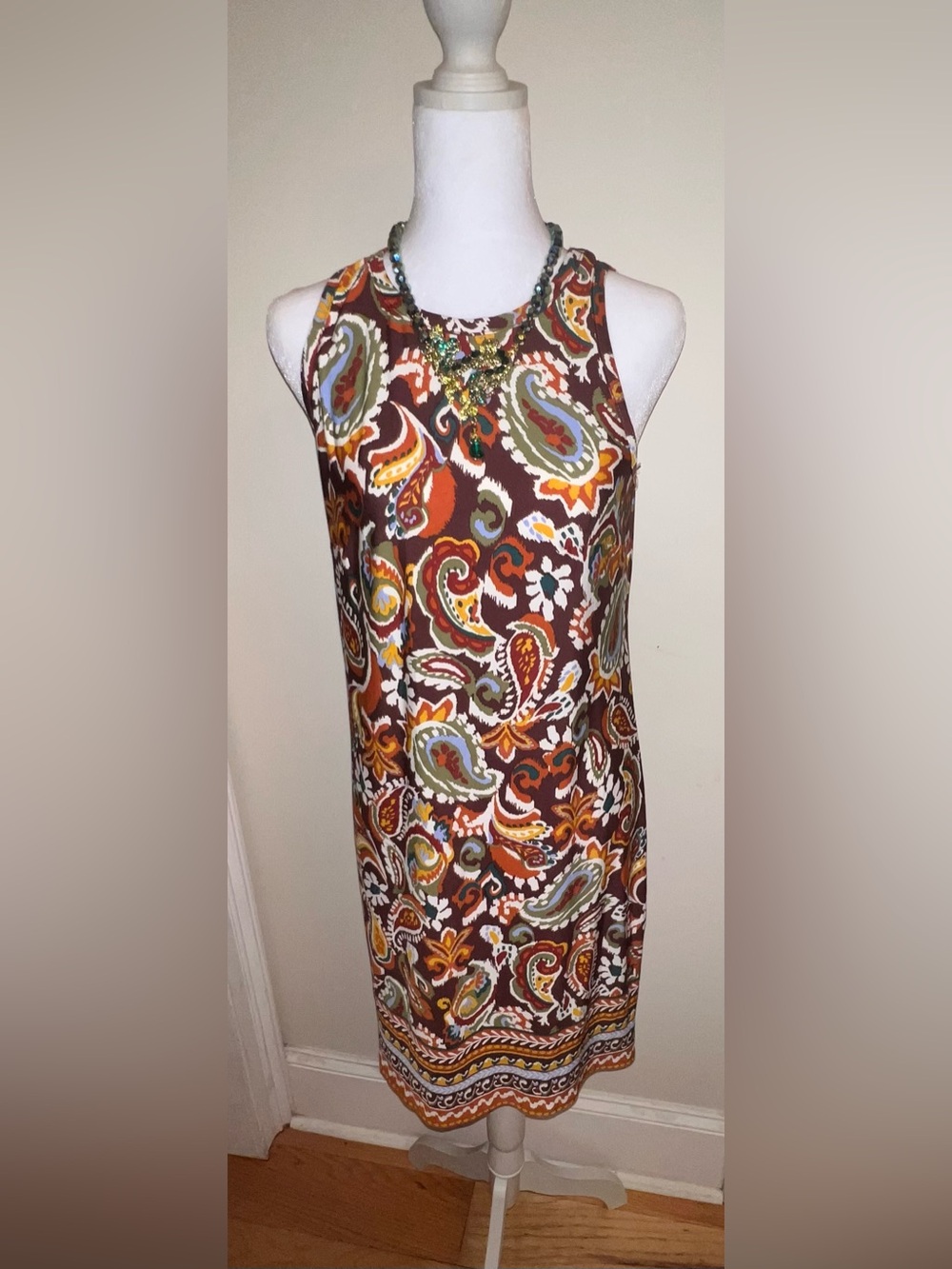 MSK Paisley-Print Keyhole Shift Dress. New with tags. Size: S. Asking: $45,